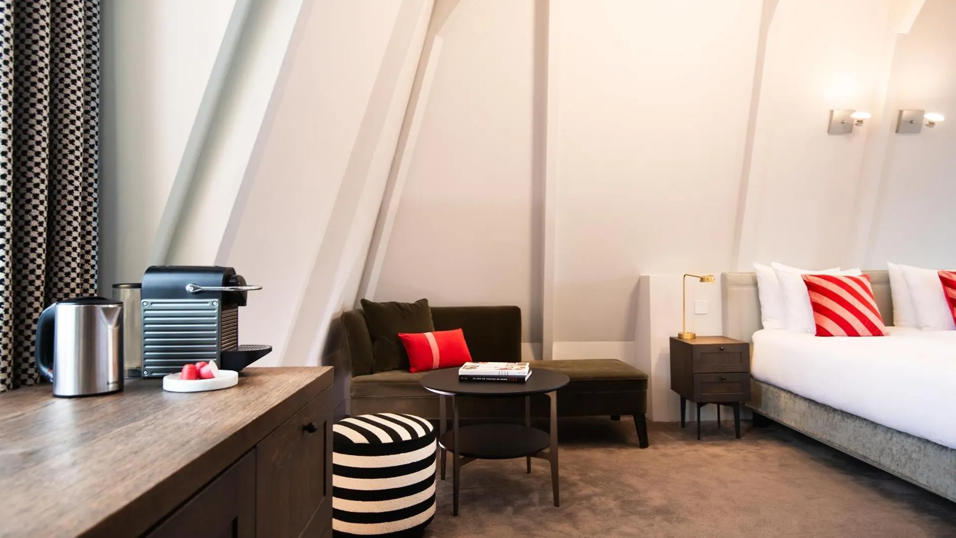 Maison Elle Amsterdam 4*,