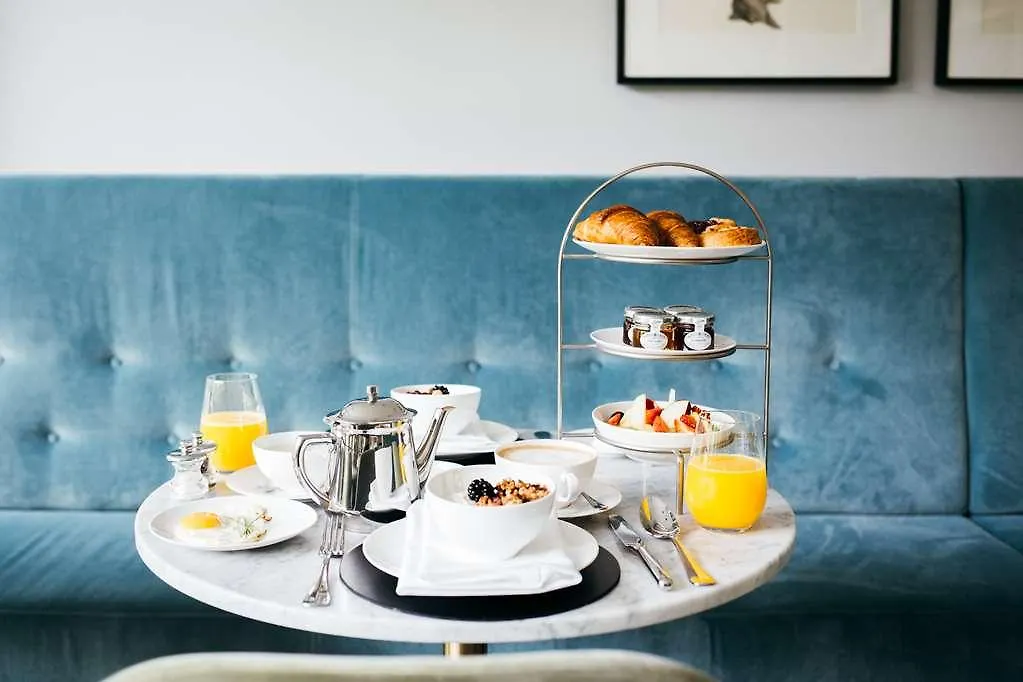 Maison Elle Amsterdam 4*,